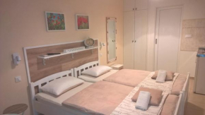 Entrance Apartment Split